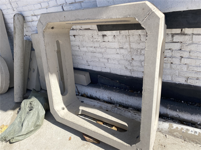 生態(tài)框護(hù)坡模具